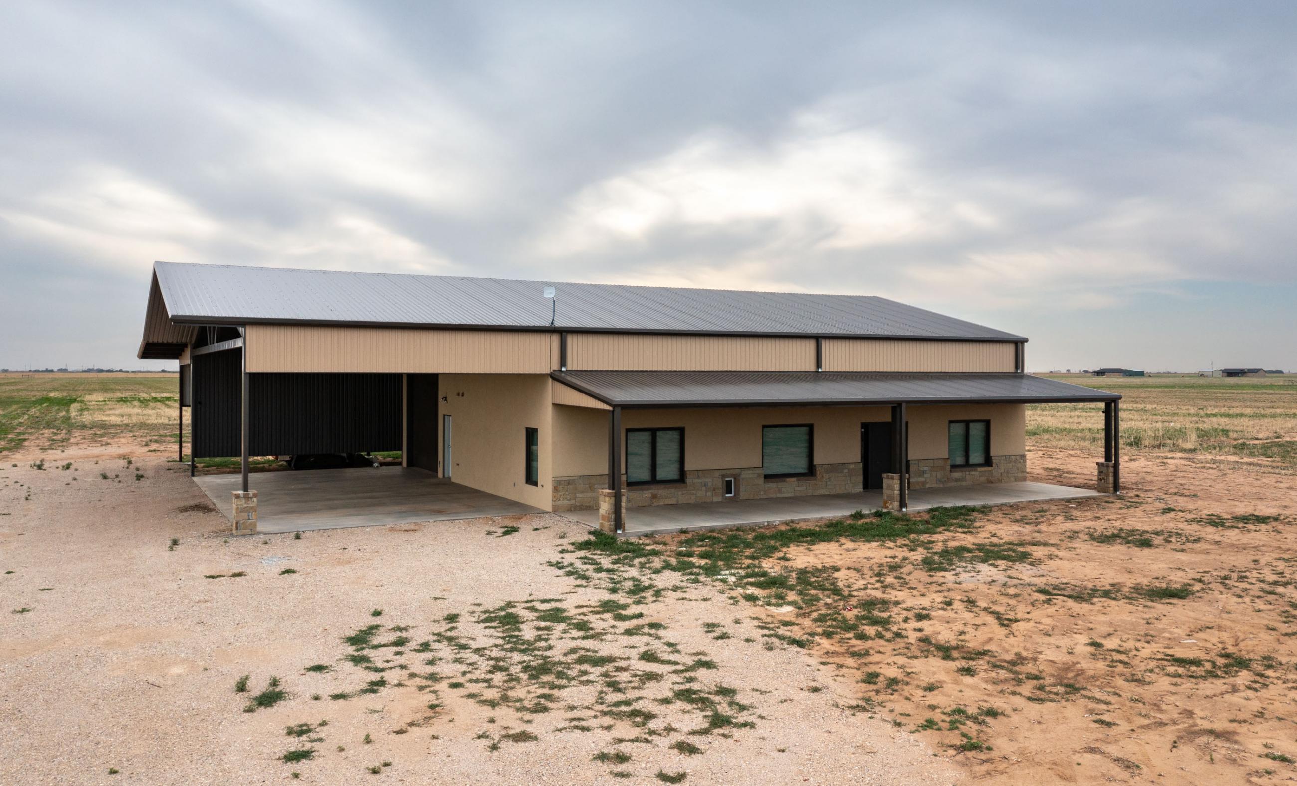 Idalou Barndo & 55± acres Chas S. Middleton